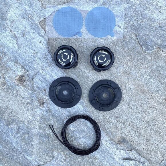 New in Box Swivel Button for Tennis Shoes/Sneakers. OS - Picture 3 of 3